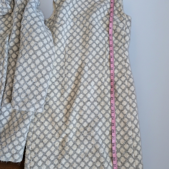 Elegant, Vintage Wool, Light Gray And Beige Patterned Women's Coat and Dress Set - Picture 3 of 16